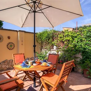 https://colosseo-residenza-sette-sale.it-romehotels.com