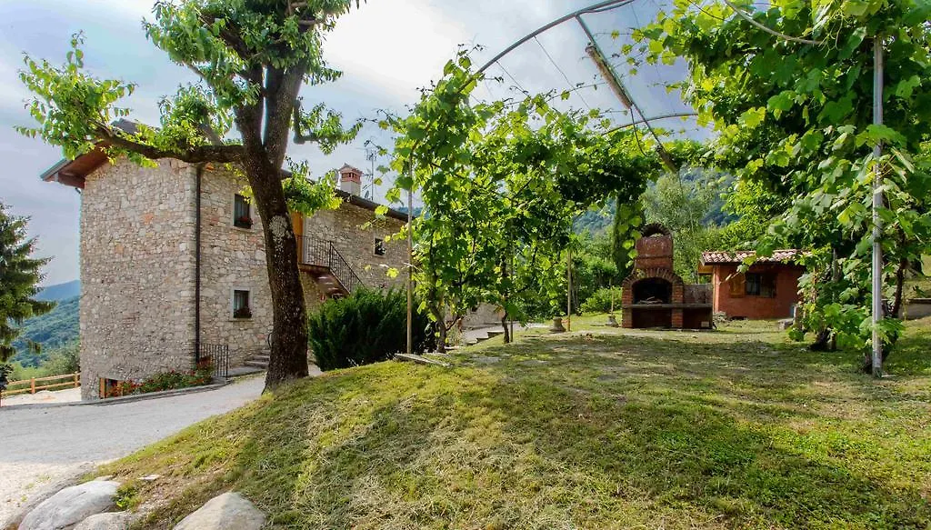 Farm stay Il Bagnolo Eco Lodge Salo Italy
